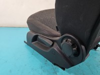 Fotel lewy przód kierowcy Opel Corsa E EU 5d Producent części: OPEL, 5D