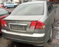 Zaślepka spryskiwacza lewa Honda Civic VII 22489
