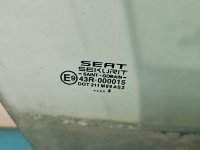 Szyba drzwi przód prawa Seat Cordoba II 6L sedan