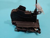 Zamek tył prawy 825002104R Renault Clio IV 12-20