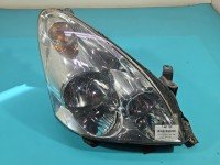 Reflektor prawy lampa przód Toyota Corolla Verso II EUROPA