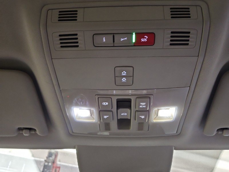 Lampa kabiny lampka Skoda Superb III 5Q0951177, 5Q0951172, 28466060 Lampa kabiny lampka Skoda Superb III 5Q0951177, 5Q0951172, 28466060