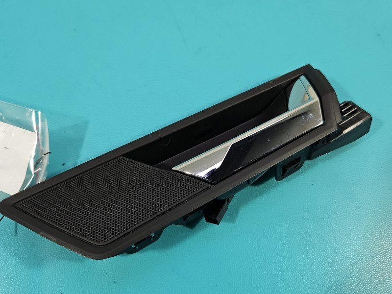 Klamka wewnętrzna przód prawa Skoda Superb III 3V0837222