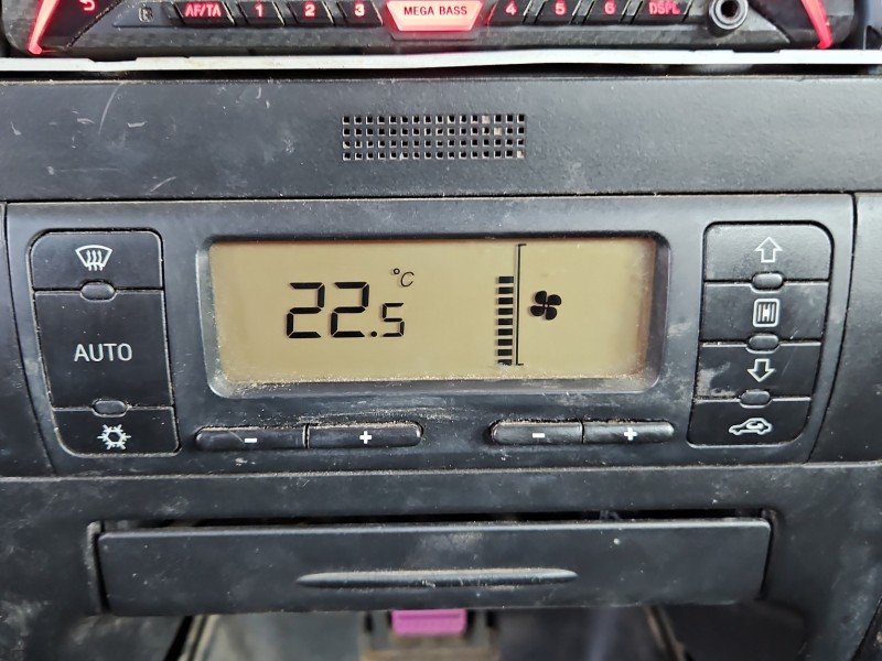 Konsola panel nawiewu Seat Leon I Toledo II 5HB007978-01, 1M0820043C