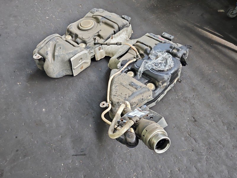 Zbiornik paliwa bak Vw Sharan II 10- 2.0 tdi