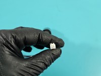 Siłownik klapki wlewu paliwa Mitsubishi Outlander III 12-