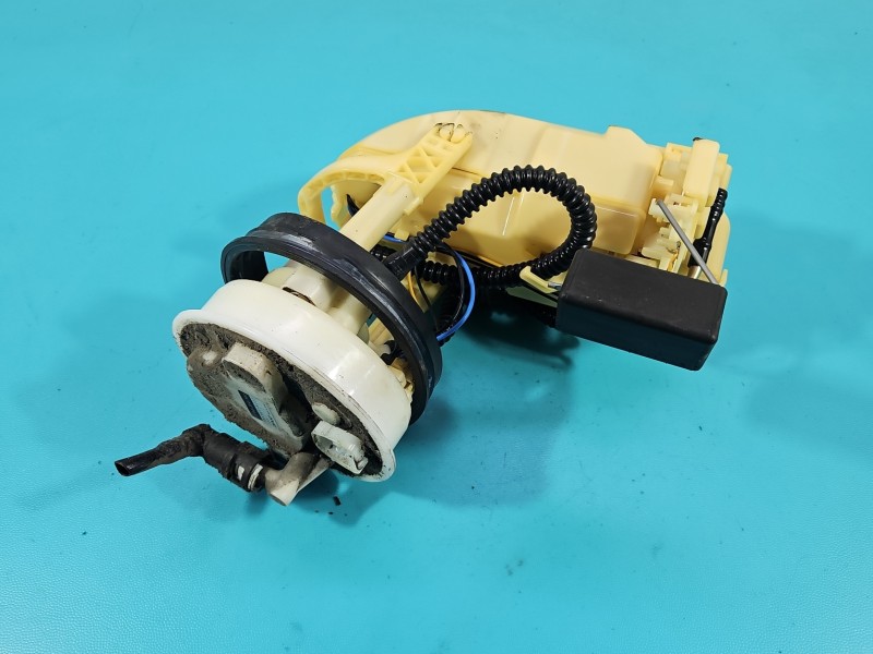 pompka Pompa paliwa Honda Civic VII 1.6 16V 17708-S5A-941, 101961-6333 Producent części: Honda, 5 PIN