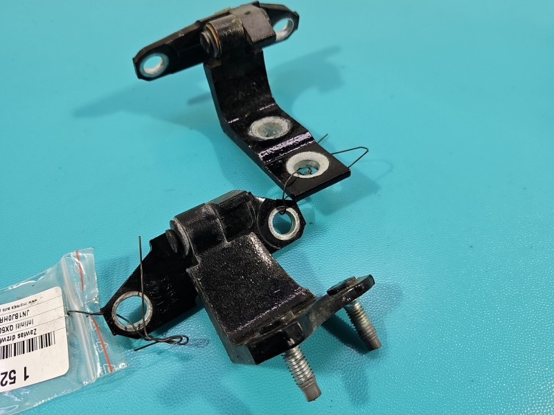 Zawias drzwi tył prawy INFINITI QX50