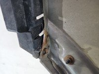 Błotnik przód prawy Opel Antara srebrny GAN