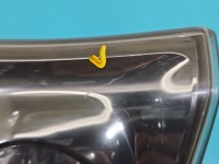 Lampa tył lewa Producent części: Lexus, KOITO Z KLAPY Pęknięcie wewnątrz lampy LEXUS RX II 03-08 HB