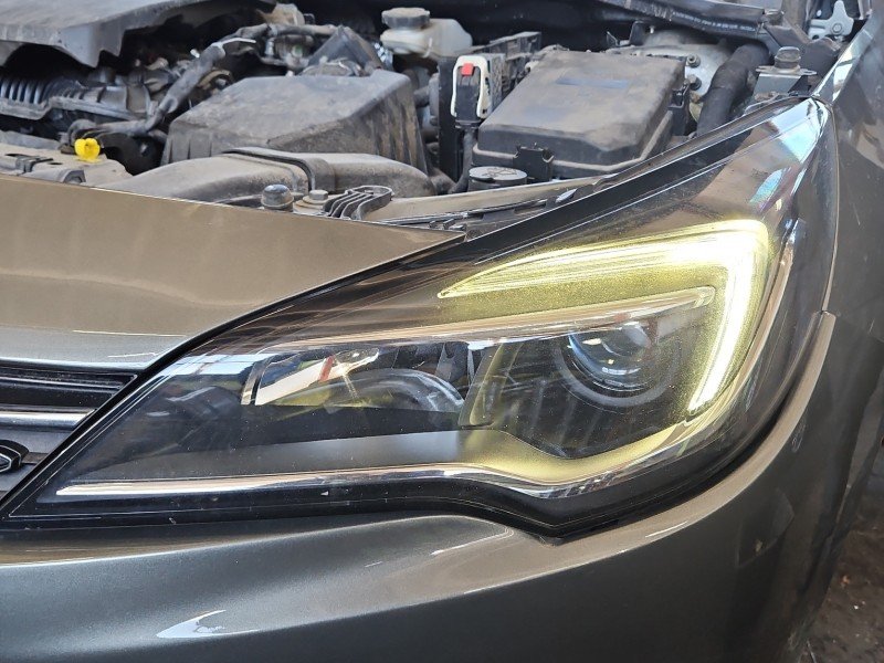 Reflektor lewy lampa przód Opel Astra V K EUROPA