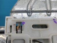 Podnośnik przód prawy SZYBY WINDA CITROEN DS4 15-20 Producent części: DS, Europejska, 6pin. Lekkie pęknięcie mocowania szyby...