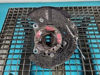 Zwrotnica lewa piasta przód 2.0d Land rover Discovery Sport 14- L550