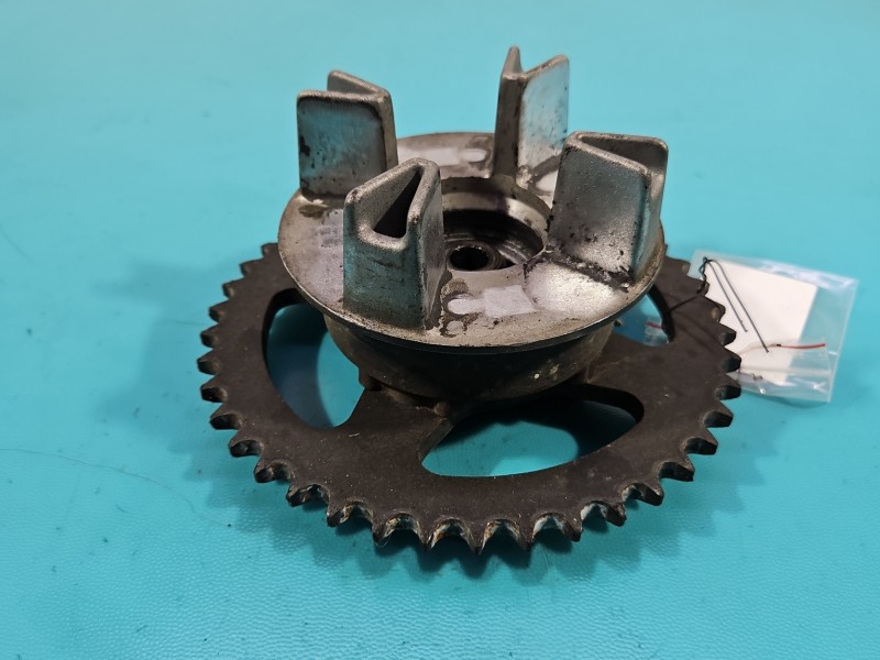 Koło zębate HONDA CBR 125R 0.1b