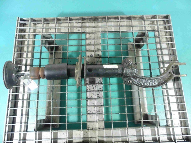 Amortyzator przód prawy przedni AUDI A4 B8