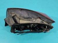 Lampa tył lewa Peugeot, Uszkodzone mocowanie wkładu, pęknięcie przy żarówce, valeo Peugeot 407 sedan