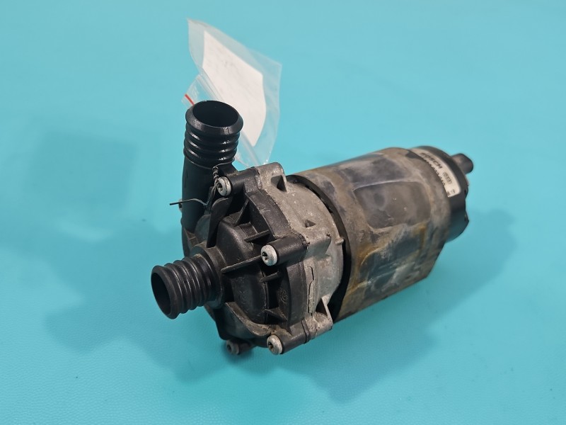 Pompka obiegu wody pompa Mercedes GL II X166 4.7 V8 278928 A0005000386 Q6, 0392022010