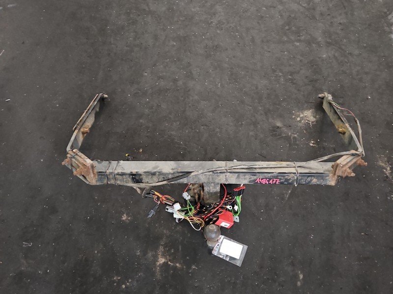 Hak holowniczy Ford Kuga Mk1 08-13