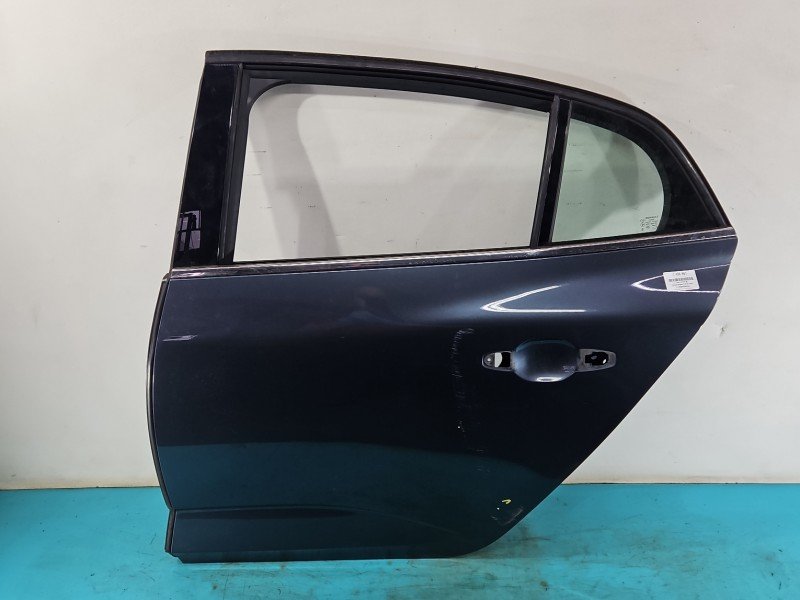 Drzwi tył lewe Renault Megane IV sedan 4d grafitowy TEKPN - GREY TITANIUM Drzwi tył lewe Renault Megane IV sedan 4d grafitowy TEKPN - GREY TITANIUM