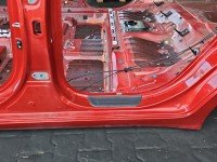 Próg lewy SŁUPEK ŚRODKOWY B Hyundai Elantra VI 15-20 sedan 4d LAVA ORANGE YR2