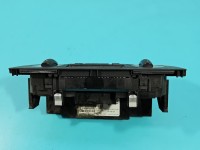 Konsola panel nawiewu Audi A3 8P 8P0820043M