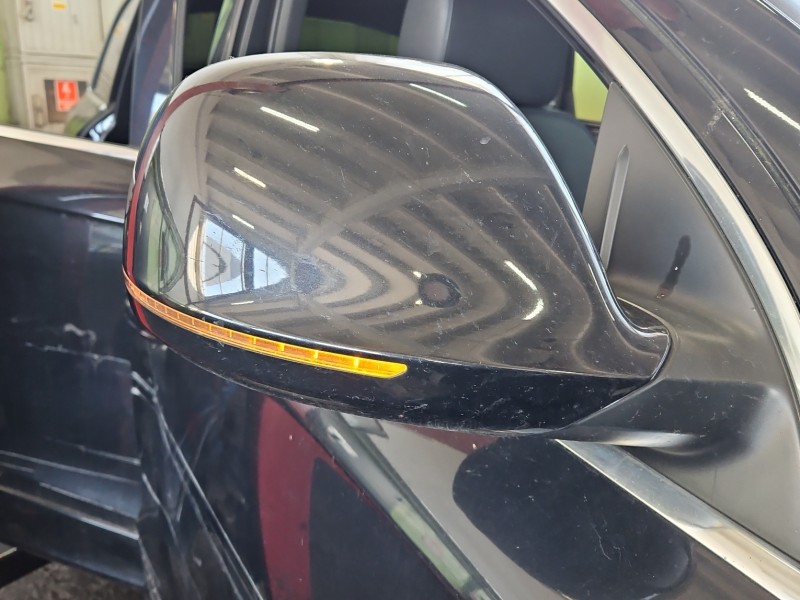 Lusterko prawe AUDI Q7 I 4L LZ9Y europa