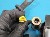 Pas bezpieczeństwa przód lewy kierowcy Kia Cerato 88810-2F001 EU