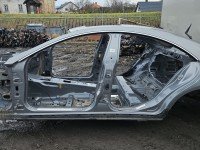 Próg lewy SŁUPEK ŚRODKOWY B Mercedes CLS II C218 W218 218 4d srebrny 792