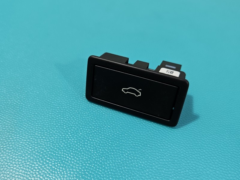 Przełącznik Europejska, Otwierania Klapy Skoda Superb III 3C0959831A