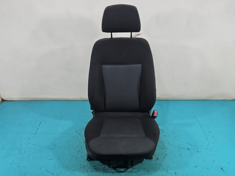 Fotel prawy przód pasażera Opel Astra III H 5d EUROPA