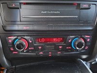 Konsola panel nawiewu Audi A5 8T 8T1820043AQ