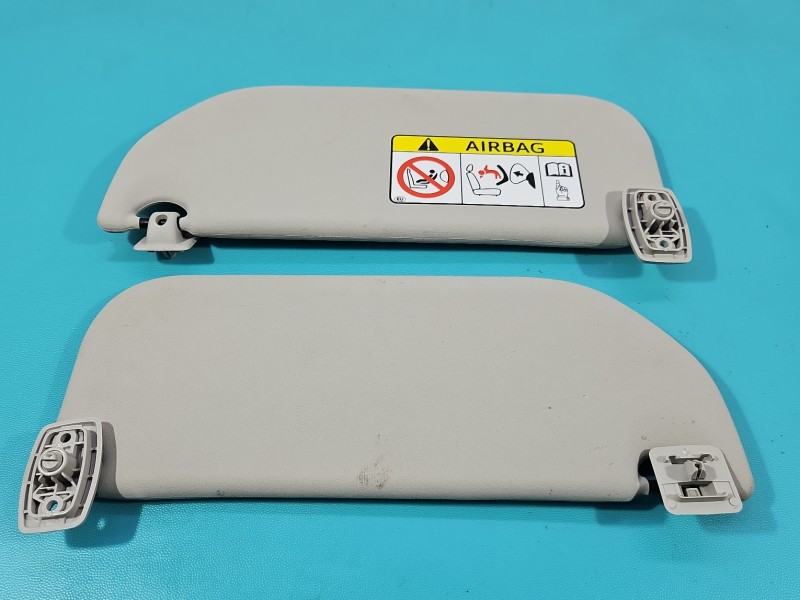 Przesłonka lewa Toyota Aygo II 14-22 DASZEK osłona przeciwsłoneczna