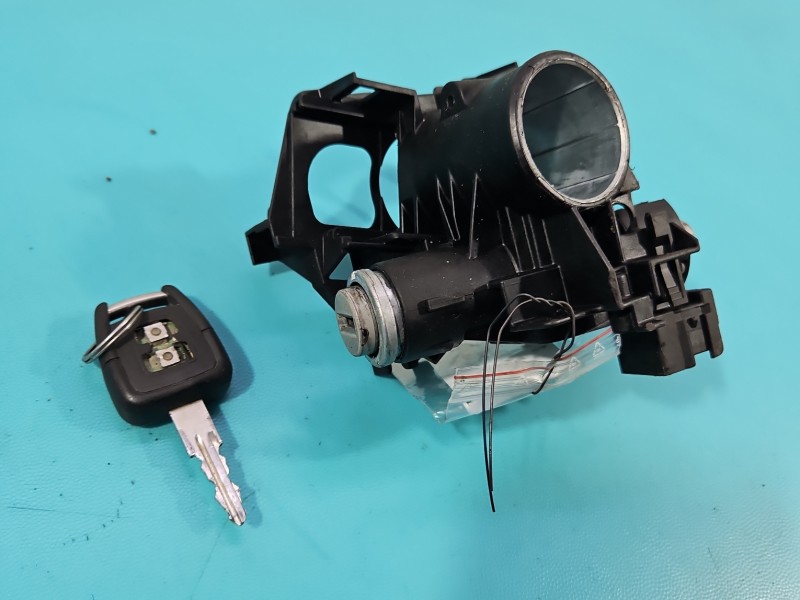 Stacyjka KLUCZYK WKŁADKA Opel Astra II G