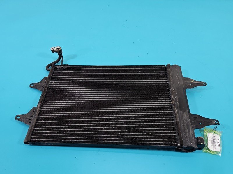 Chłodnica klimatyzacji Seat Ibiza III 6L 6Q0820411E 1.4 16V Chłodnica klimatyzacji Seat Ibiza III 6L 6Q0820411E 1.4 16V