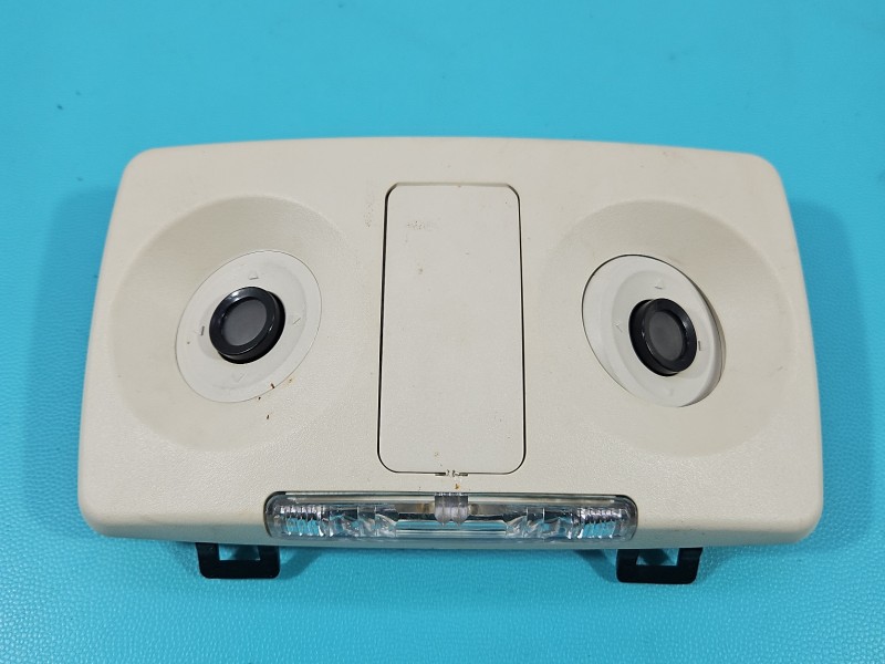 Lampa kabiny lampka Dodge Journey