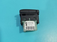 Przełącznik Producent części: JEEP, PODGRZEWANIE FOTELI LEWY TYŁ Jeep Grand Cherokee IV WK2 68059873AB