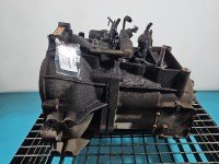 Skrzynia biegów Kia Carens II 2.0 crdi