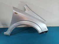 Błotnik przód prawy Opel Zafira B srebrny, Z 157