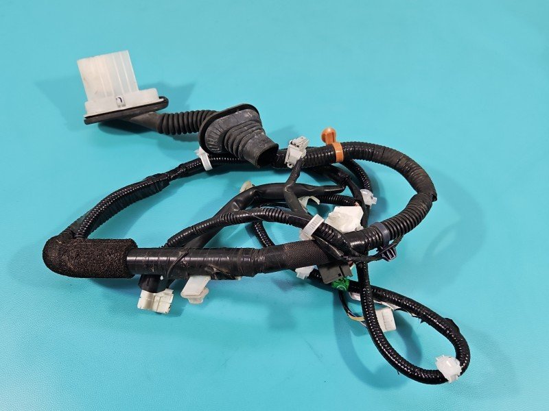 Instalacja Wiązka drzwi przód lewych Honda HR-V II 13-18 32751-T7S-G000 Instalacja Wiązka drzwi przód lewych Honda HR-V II 13-18 32751-T7S-G000