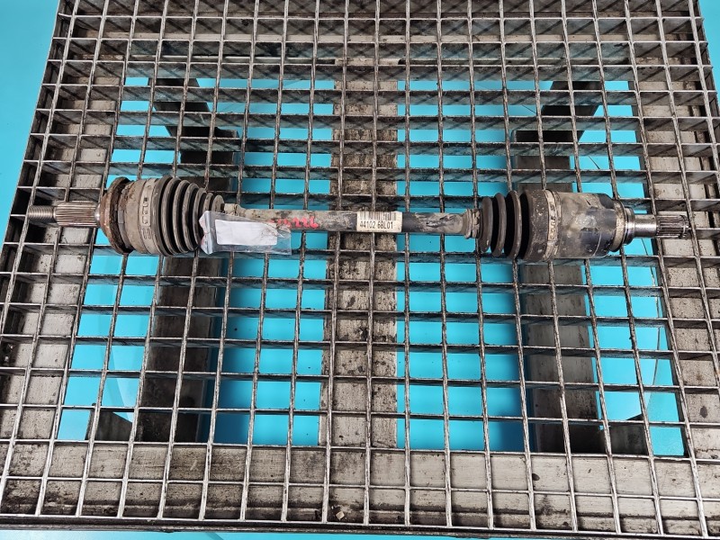 Półoś przód lewa Suzuki Swift Mk7 1.2 16V manual