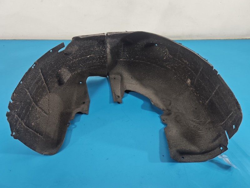 Nadkole tył prawe Maserati Quattroporte VI 13- 06700368090