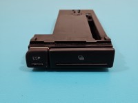 Schowek pasażera Audi A4 B7 EUROPA