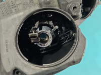 Reflektor prawy lampa przód Jaguar F-Pace 16- EUROPA