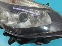 Reflektor prawy lampa przód Renault Clio III EUROPA 8200865604, 89902795