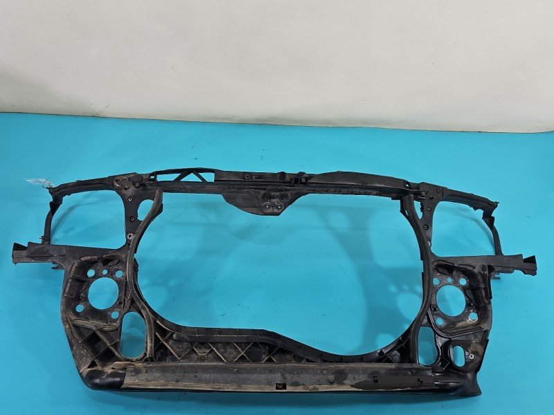 WZMOCNIENIE CZOŁOWE Pas przedni Audi A4 B7 8E0805594E