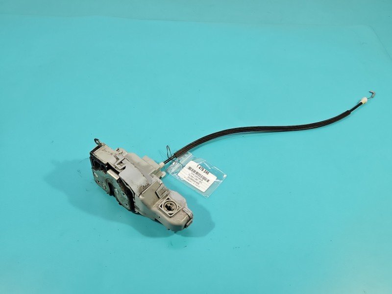 Zamek przód lewy Fiat Bravo II EUROPA Producent części: FIAT, Europejska, Uszkodzony plastik na lince. 5PIN