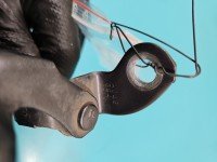 Zawias drzwi tył lewy Toyota Rav4 IV