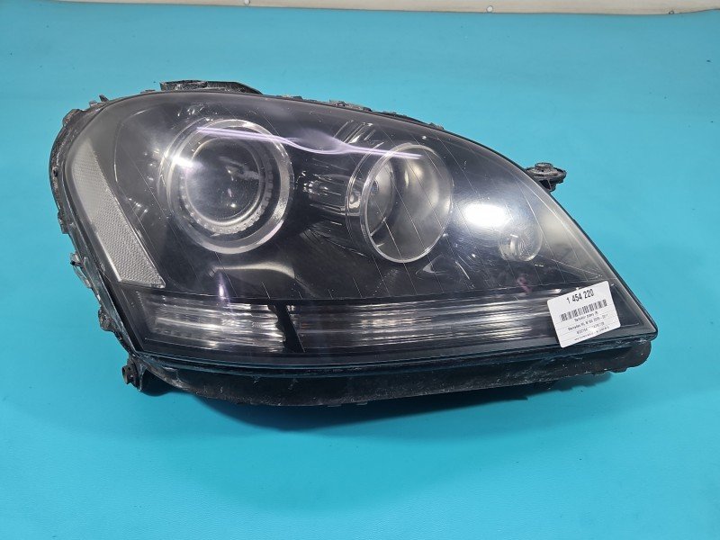 Reflektor prawy lampa przód Mercedes ML W164 EUROPA