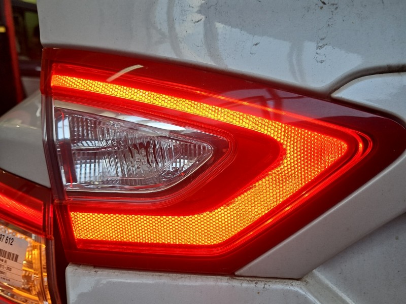 Lampa tył lewa Producent części: FORD, LED Z KLAPY, DS73-13A603-BE Ford Fusion USA 12-20 sedan