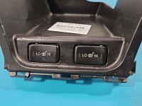 Przełącznik grzania foteli Suzuki Sx4 S-Cross 13-21 73828-61M0, 73828-61M00